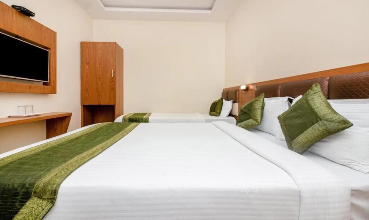Hotel Volga Plaza — Fotos 1